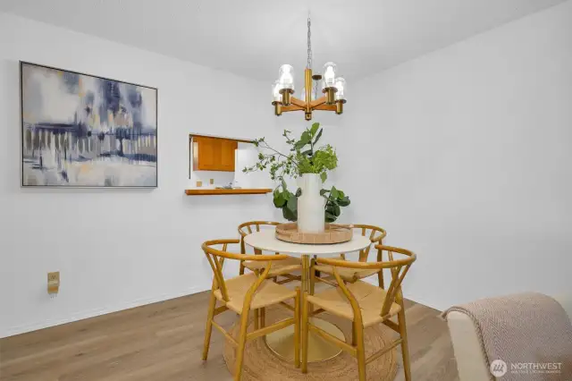 Bright and flexible—can function as formal dining or breakfast nook.