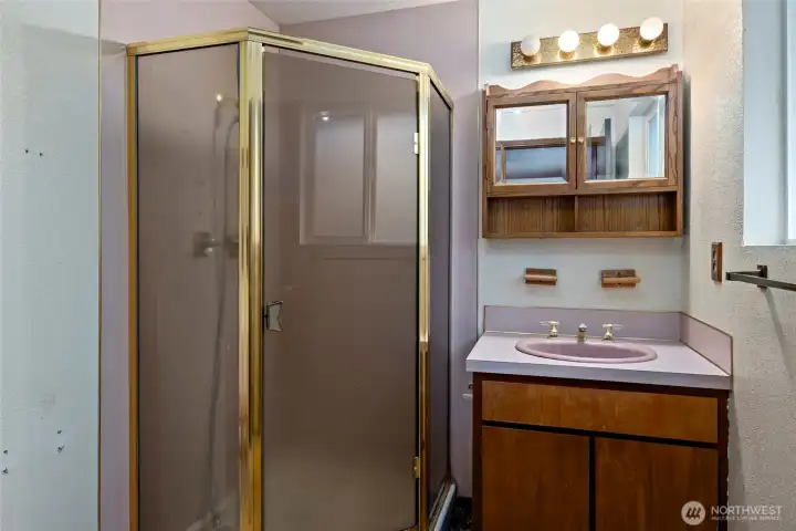 Primary 3/4 bath.