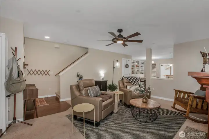 upstairs to remaining bedrooms and loft