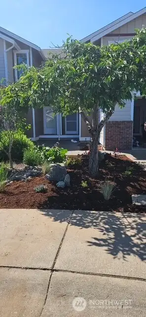 Summer Picture provided by owner