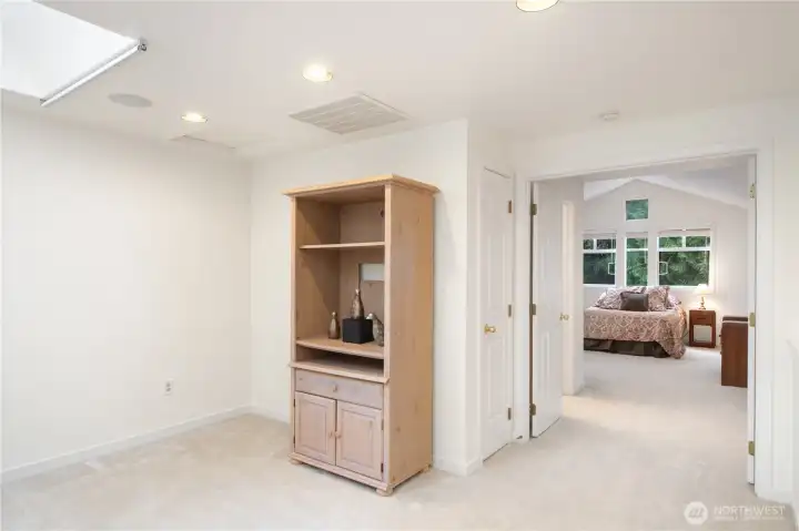 The opposite side of the loft space where it connects to your 2nd bedroom