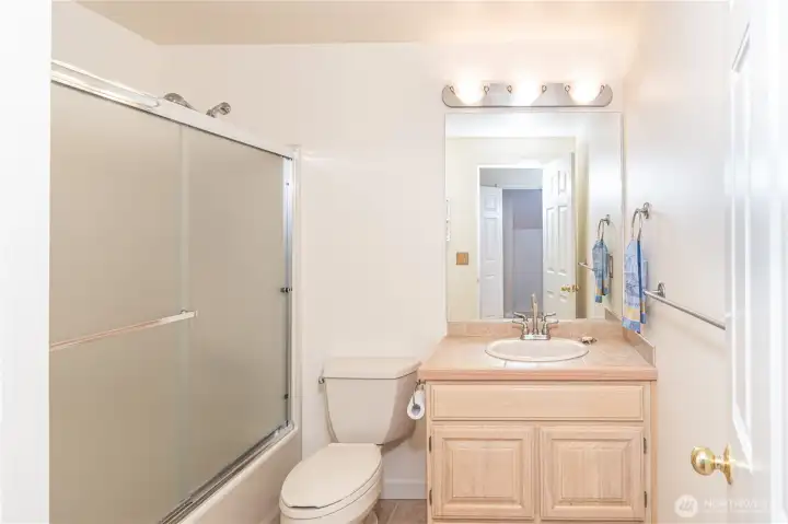 Send Bedroom Bathroom - Suite for Guests on Upper Level