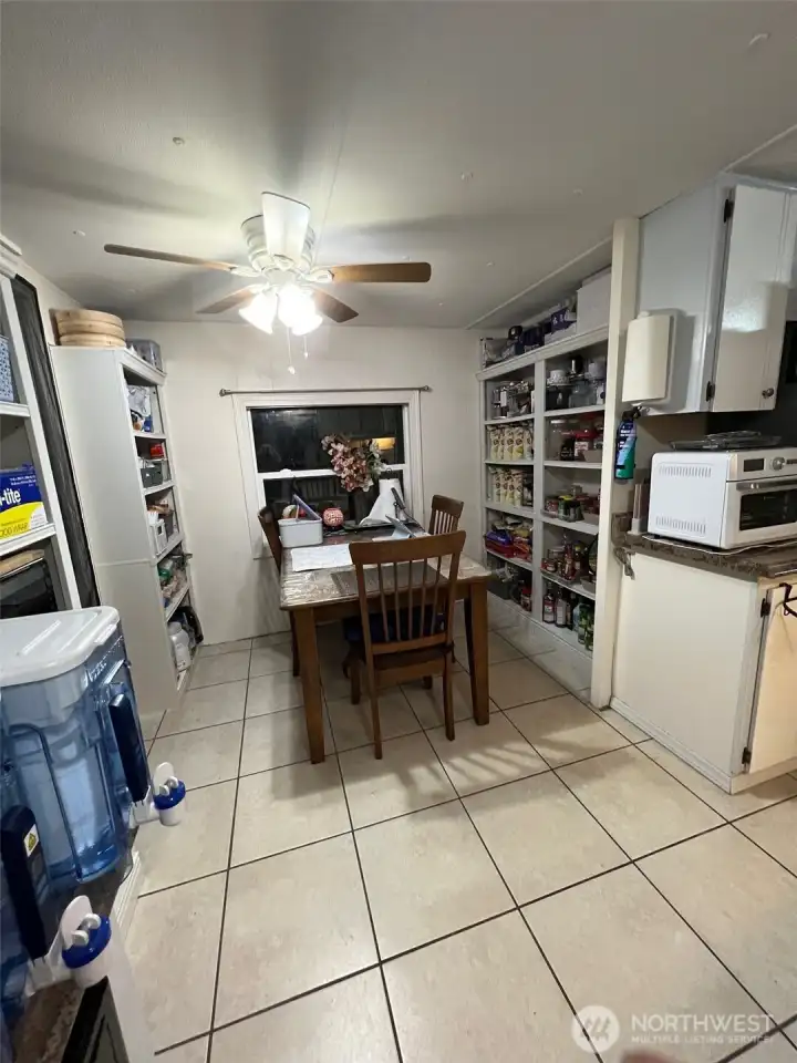 Eating area and plenty of storage.