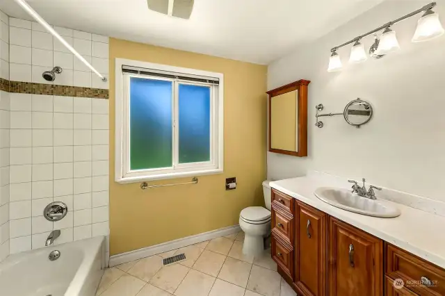 Full bathroom upstairs.