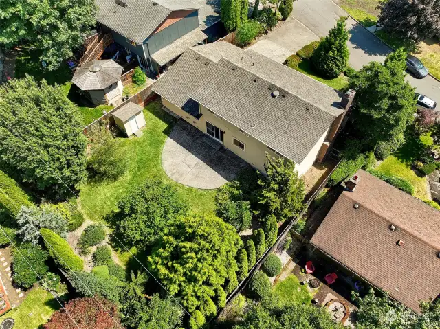 Aerial view. Lots of greenery.