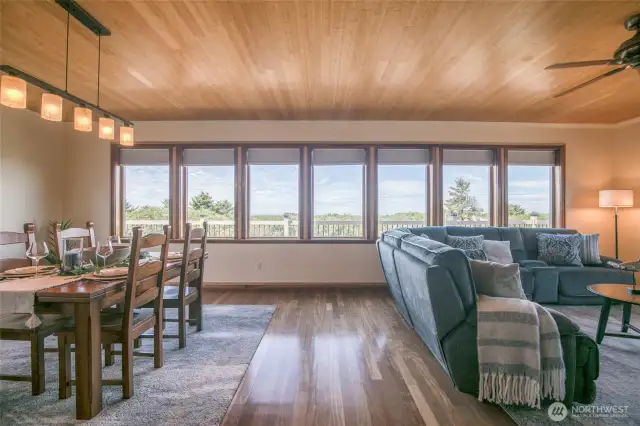 Living/Dining with Ocean View