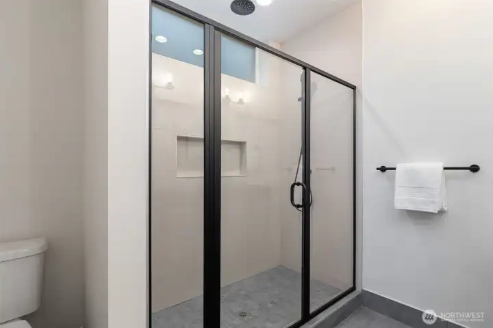Photo is model unit 6510, primary bathroom