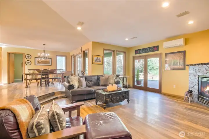 French doors open to the covered patio perfect for year-round BBQ’s.