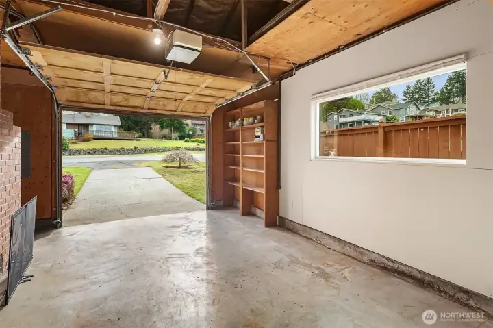Spacious garage.
