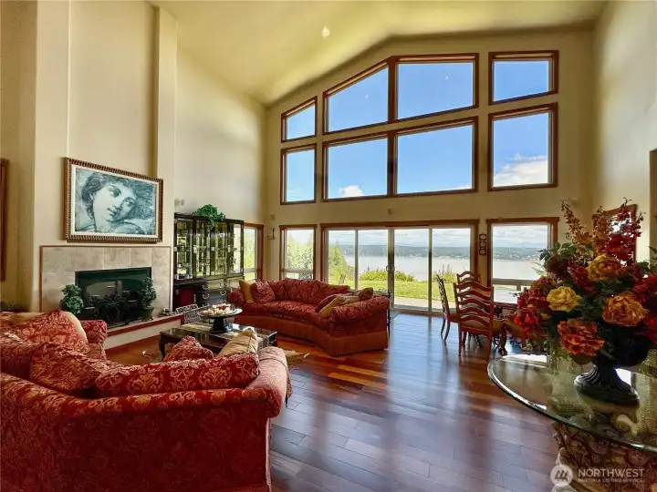 Floor to ceiling windows that let in the light and incredible views of Port Susan and the Cascade Mountains.