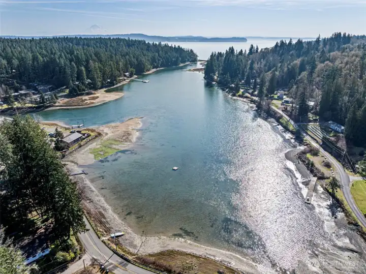 Pudget Sound, Glen Cove Waterfront Home