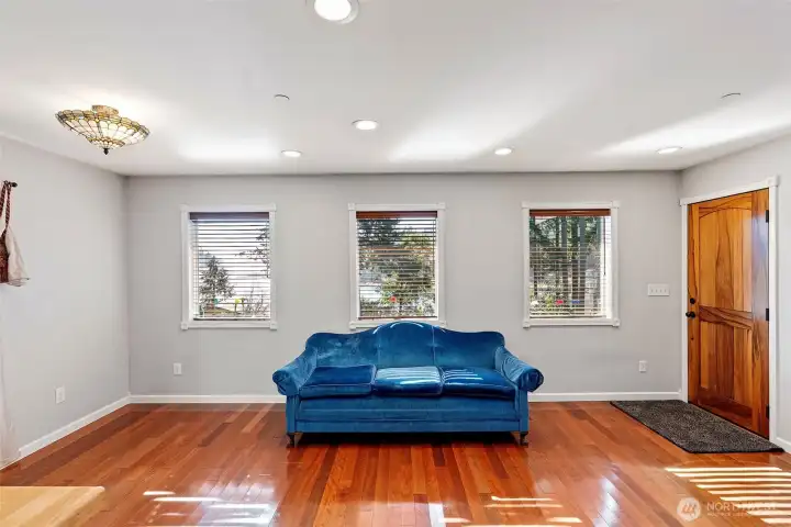 Open Concept, Custom Features Throughout