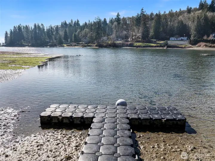 Gated Private Glen Cove Access