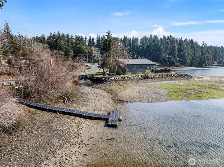 Private Dock, Glen Cove Waterfront Access