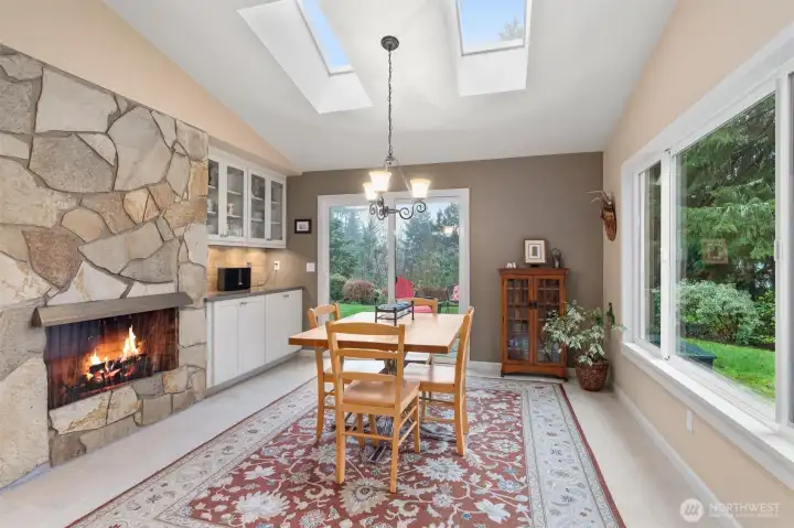 Cozy eating area off the kitchen.