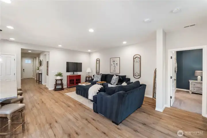 Smurf-tubing (to hide your TV cords and cables) is just one of $126,000 in upgrades this homeowner wisely invested in her home. Come see for yourself how this duette (duplex) lives head and shoulders above the rest).