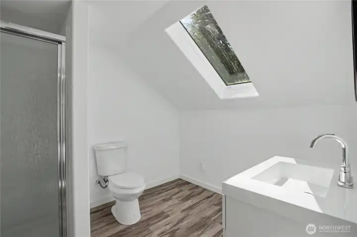 Upstairs 3/4 bathroom