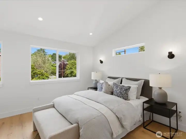 Wonderful primary with amazing vaulted ceilings