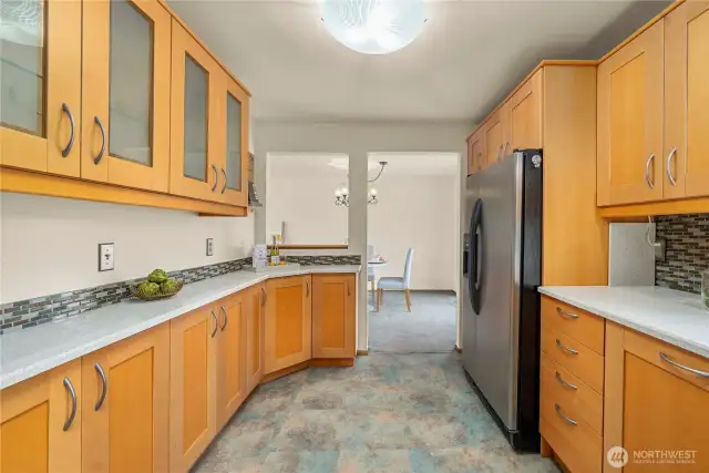 Beautiful spacious kitchen.