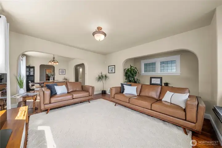 Thoughtfully placed to take full advantage of the views—ideal for relaxing or entertaining.