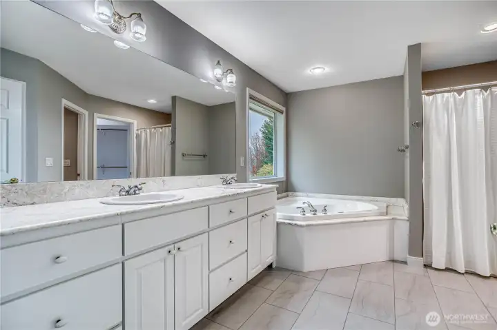 Primary bath