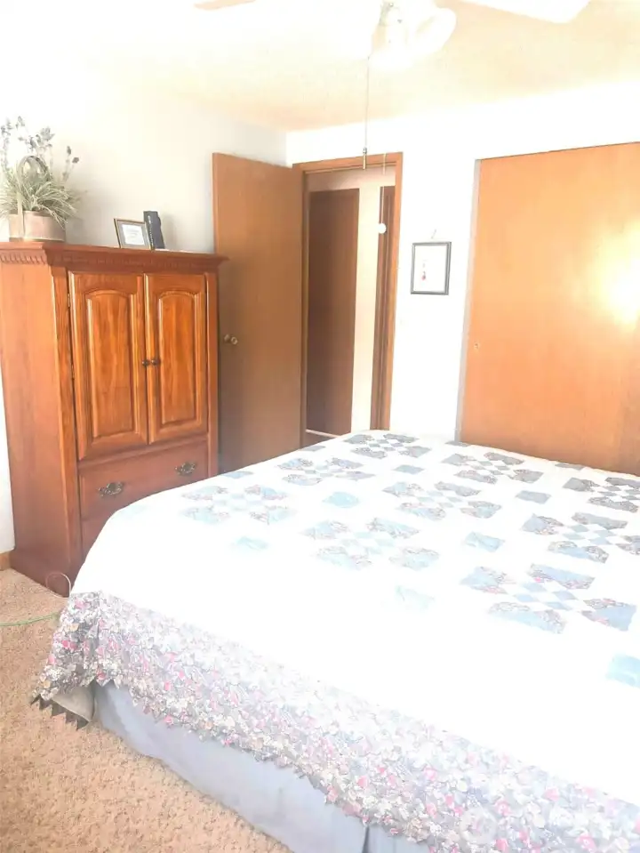 Large bedroom with big closet