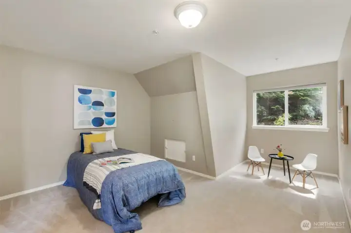 Upstairs guest bedroom 2...this room is LARGE!