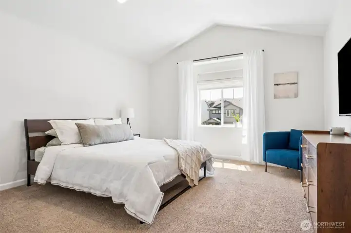 Bonus room with vaulted ceilings.