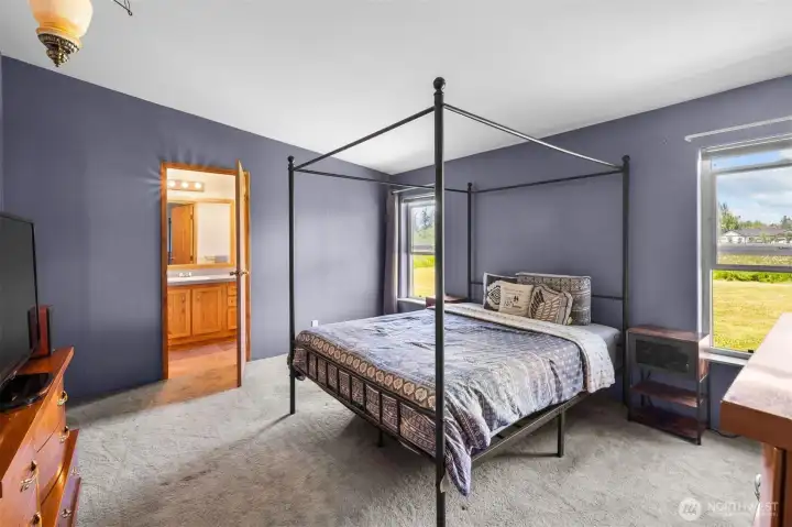 Primary suite with attached full bath and walk-in closet. Primary suite with attached full bath and walk-in closet.