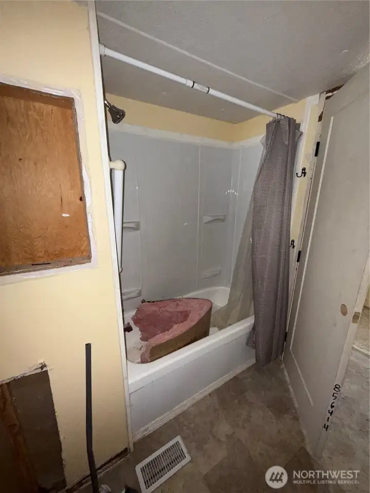 Tub/shower