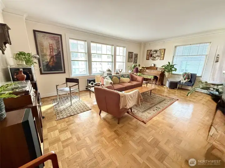 Gleaming parquet floors and natural light (previous tenants)