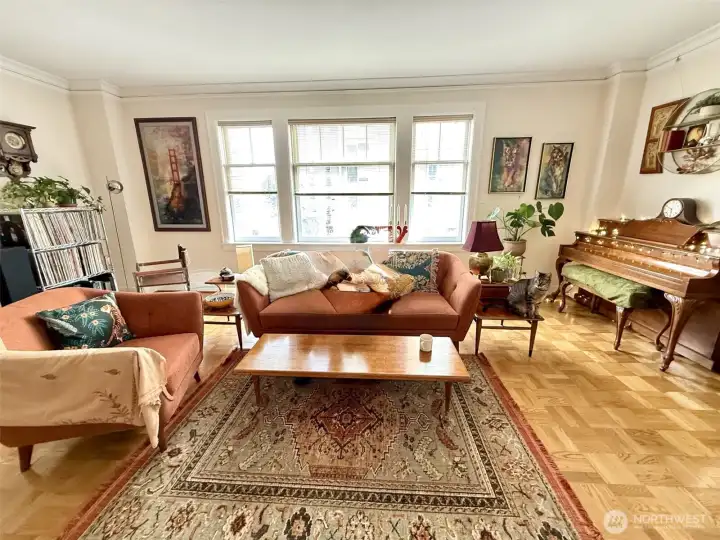 Gracious lines, elegant and timeless style (previous tenants)