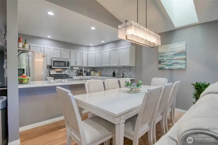 Beautifully decorated and ready to be your coastal retreat Beautifully decorated and ready to be your coastal retreat