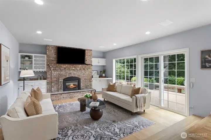 Family Room with Built-ins Family Room with Built-ins
