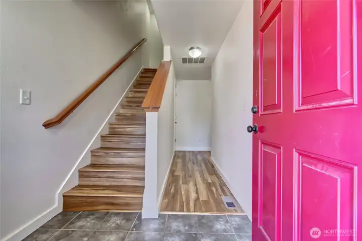 Roomy Entryway Roomy Entryway