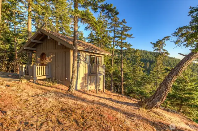 The Blue Cottage is simple, quiet and just right for a good nights sleep. Guests can relax at the end of the day in privacy and a space that feels like home.
