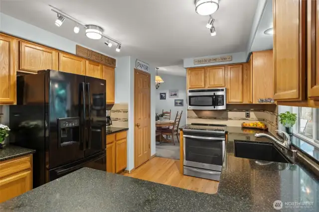Kitchen to dining room