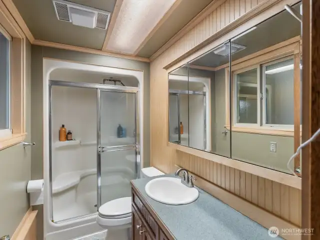 Bathroom number three (downstairs)