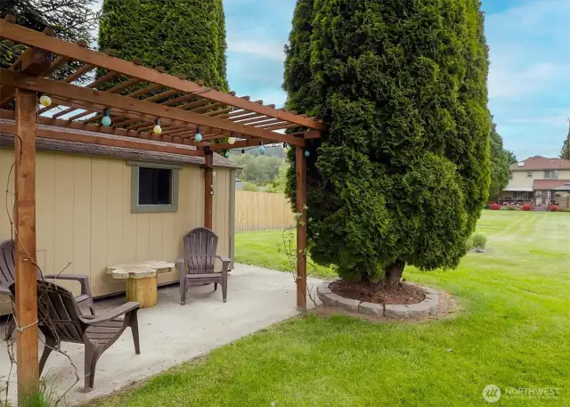 Outbuilding #2 w/ patio and pergola
