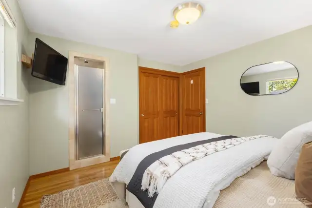 Bathroom is pretty amazing, you only might ever see this type on a sailboat!