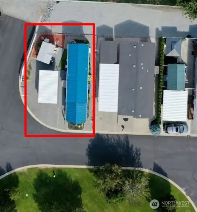 Large corner lot