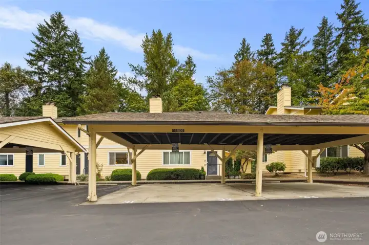 Carport right outside your townhouse