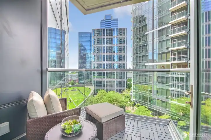 Private Deck with BBQ Hookup