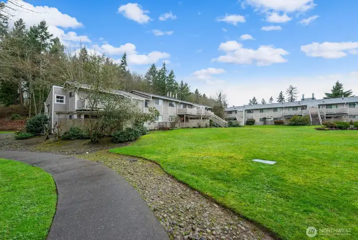 Pathway on Greenbelt just for residents