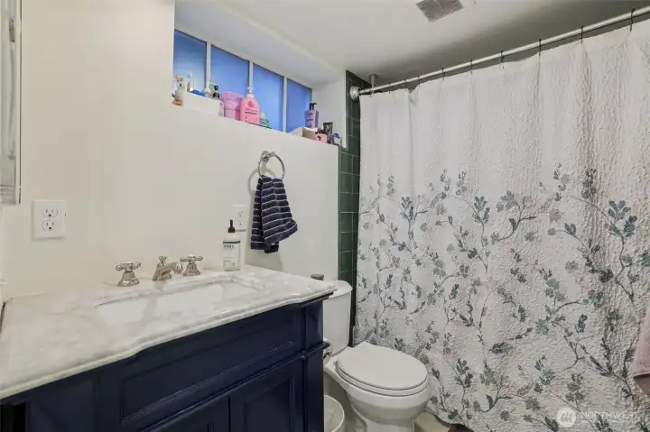 Main house downstairs bathroom