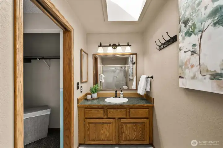 Private primary bathroom.