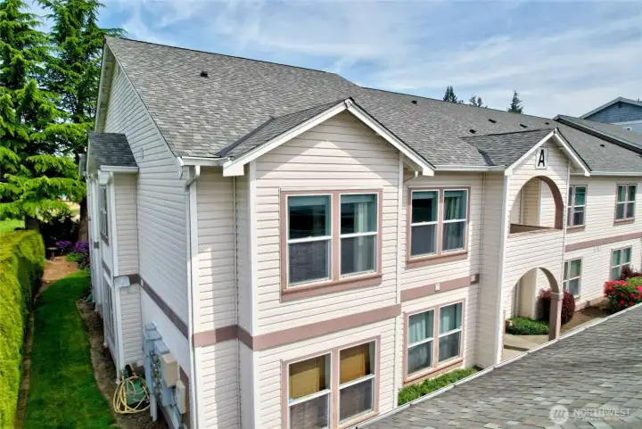 This is a second floor condo....