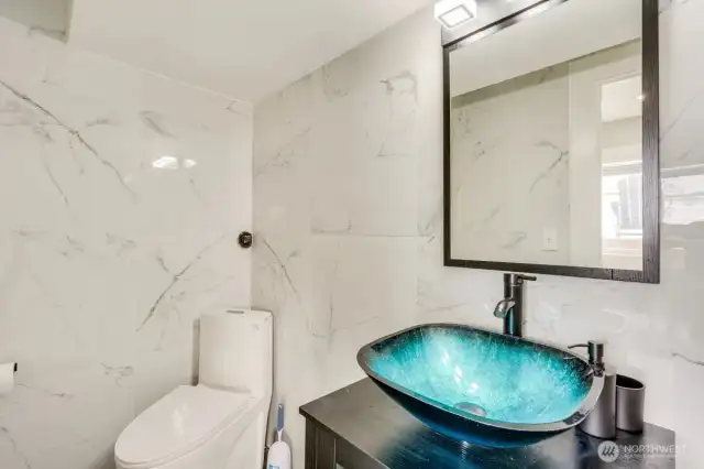 Lower Level Bath