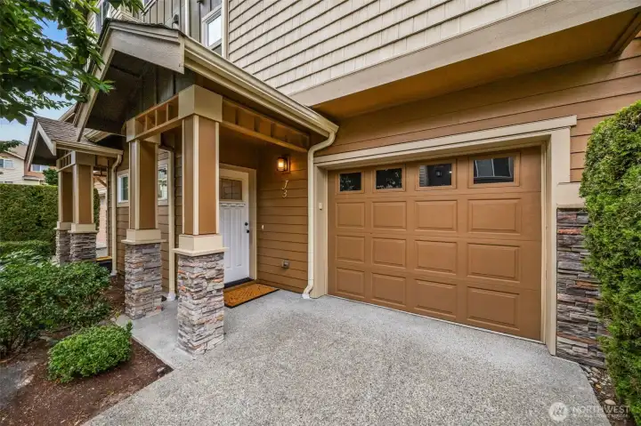 2 car tandem garage.