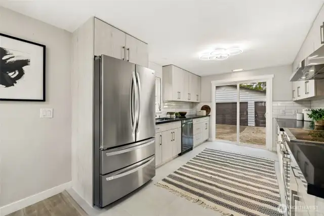 unit 1_kitchen_3
